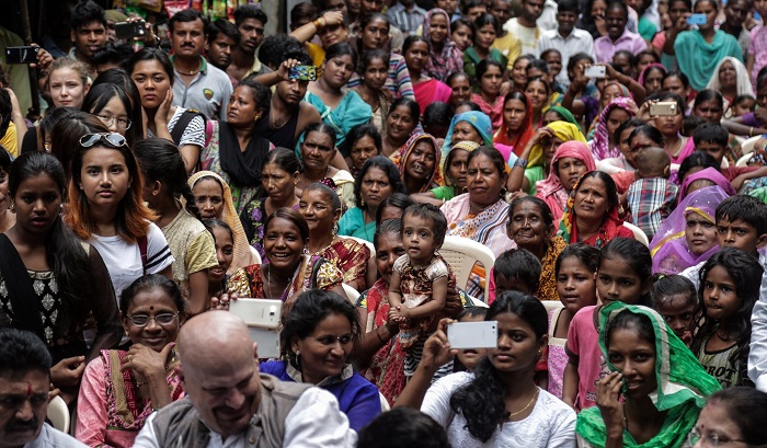 Millions of workers strike for better wages in India
